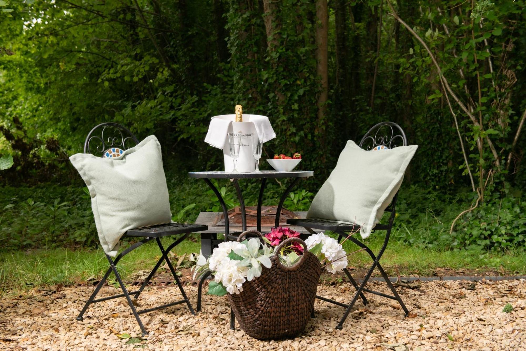 Honeycombe - Treehouse In The Heart Of Dorset * Blandford Forum